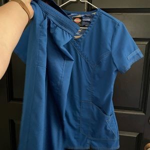 Dickies royal blue scrub set